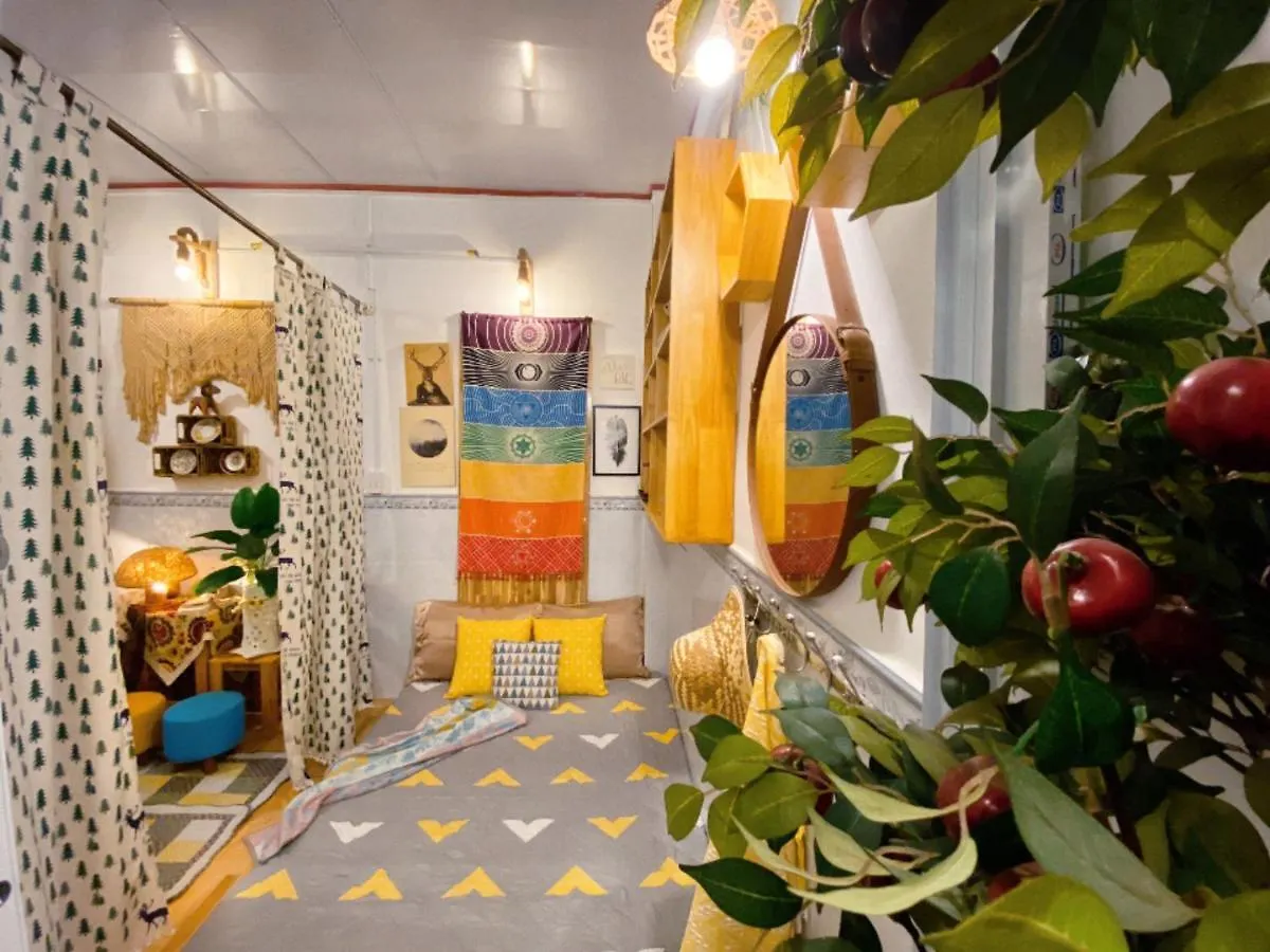 Maneki Neko Homestay - Nha Rieng Binh Yen, Am Cung Ho Chi Minh City